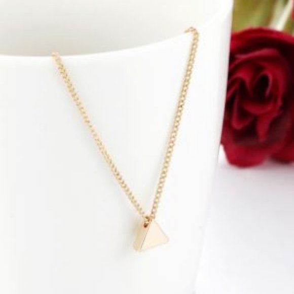 Single Triangle Necklace (Gold) - Picture 3 of 7